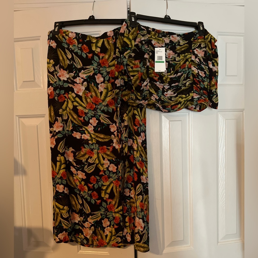 Jessica Simpson Two Piece skirt set! Flirty! Classy!